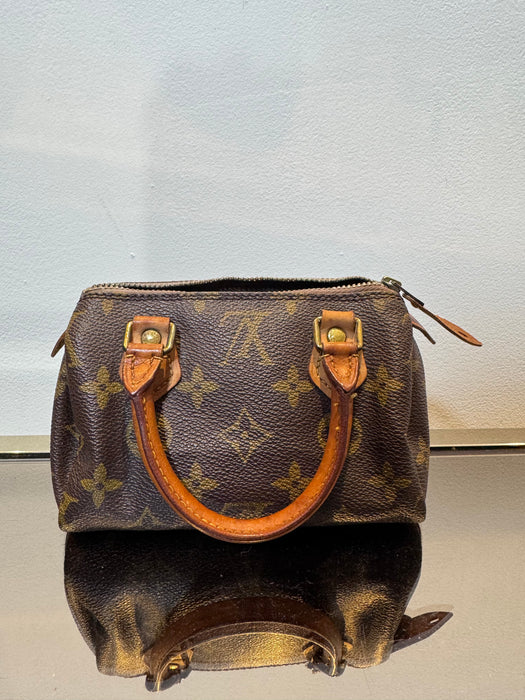 Louis Vuitton nano Speedy