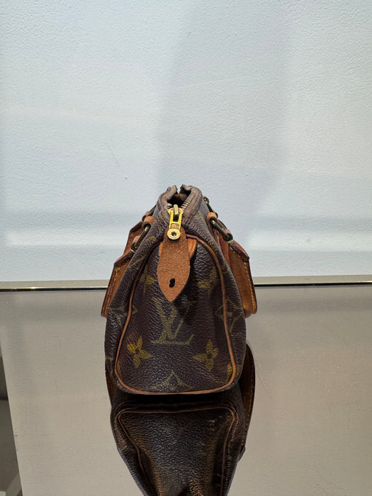 Louis Vuitton nano Speedy