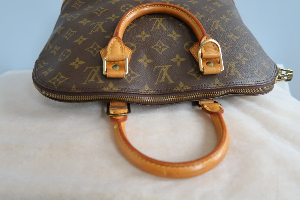 Louis Vuitton Alma PM